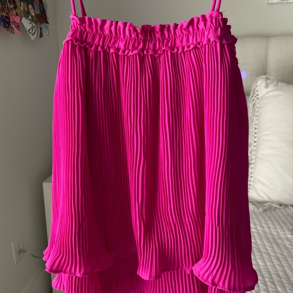 TCEC boutique tank NWT - Picture 2 of 3